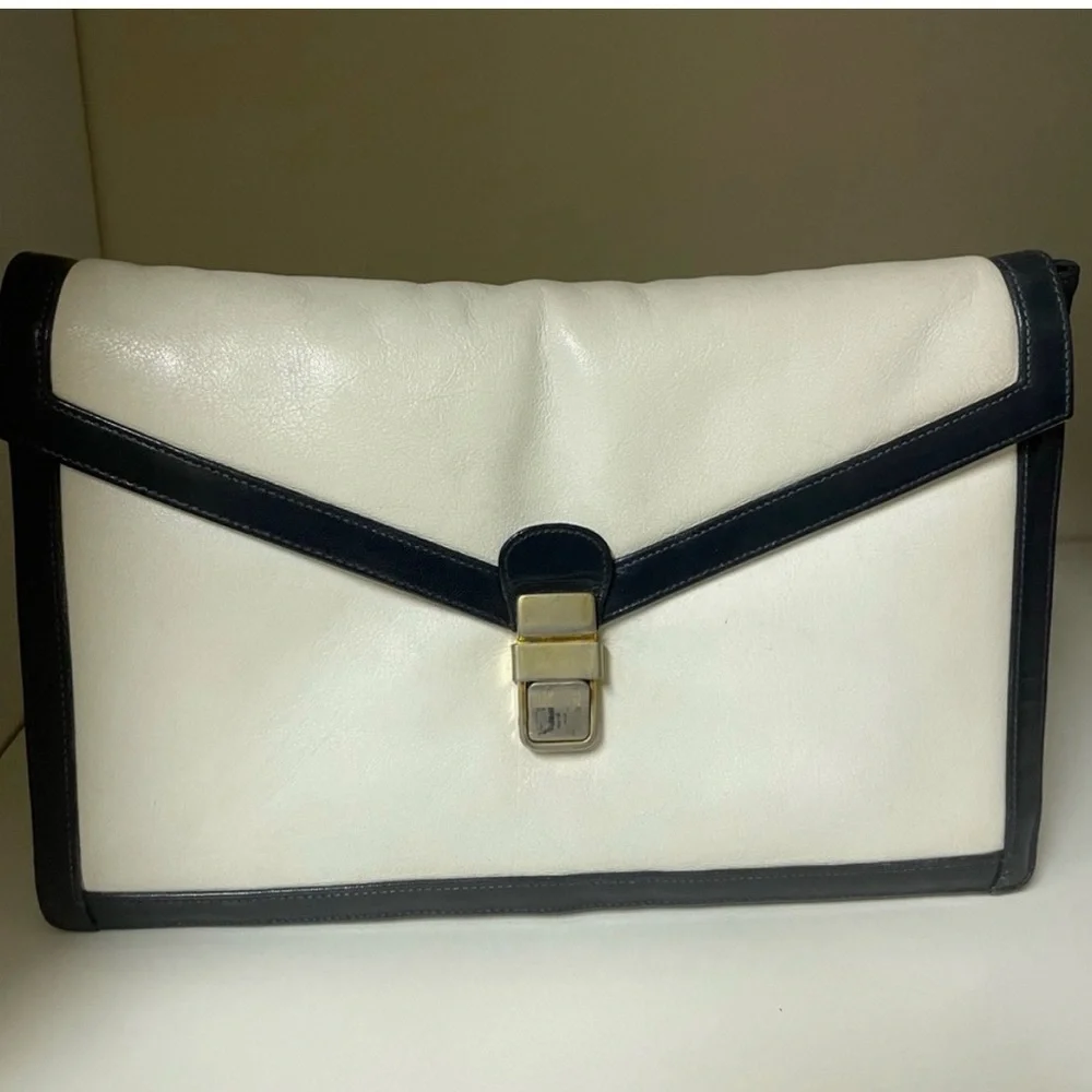 Susan Gail -Vintage White clutch with dark navy blue trim